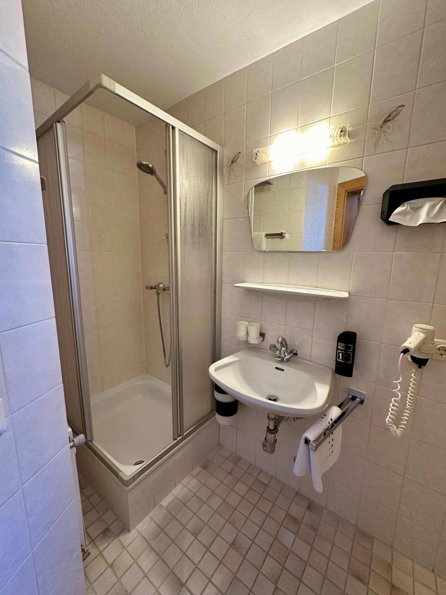 Hotel Zirbenhof Sankt Leonhard im Pitztal Habitación foto